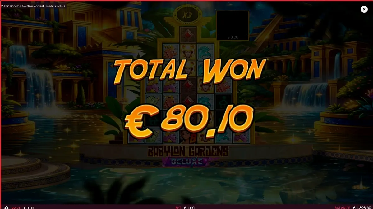 Pemandangan artistik dari slot Babylon Gardens Ancient Wonders Deluxe dengan tema gurun dan taman gantung.